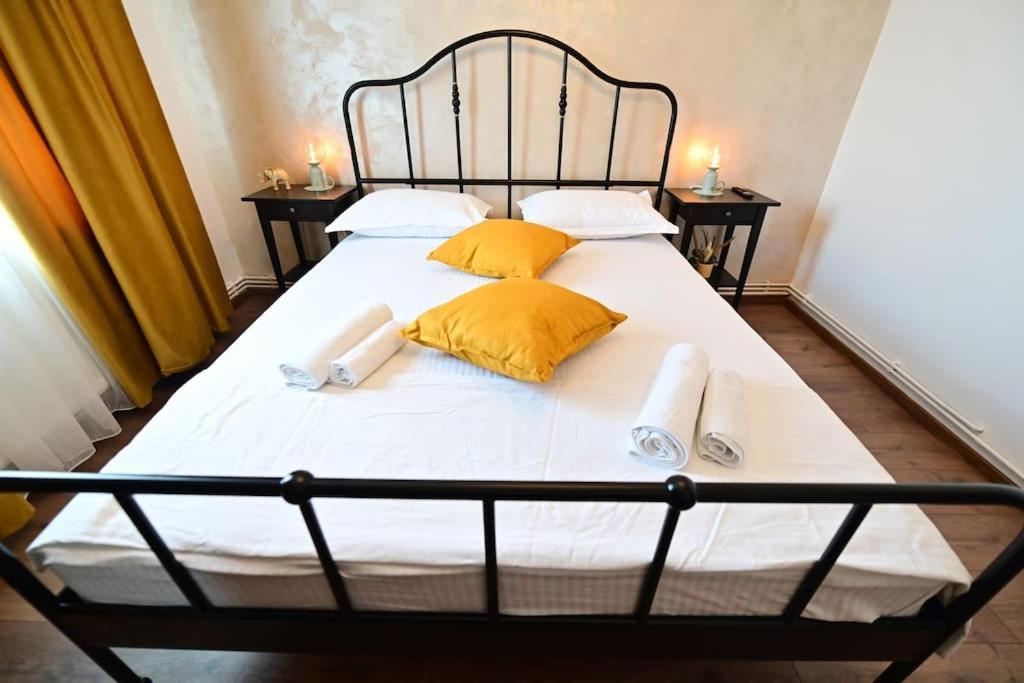 Flh - Apartament Damar Sibiu Esterno foto